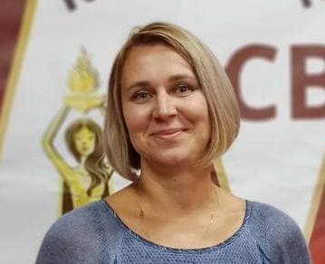 Олена Зимовець